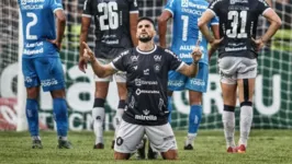 Pimpão apagou comentário após torcedores começarem com críticas contra o futebol do atacante