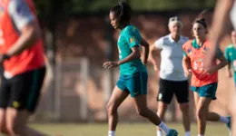 Seleção feminina treina de olho na Copa América