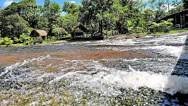 Cachoeira do Apolônio é perfeita para se refrescar neste calor