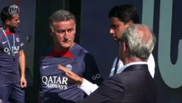 O treinador não se esquivou do assunto "Neymar" em sua primeira entrevista coletiva como técnico do PSG.