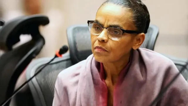 Imagem ilustrativa da notícia Marina Silva lança candidatura à Câmara e critica
Bolsonaro 