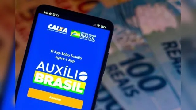 Imagem ilustrativa da notícia Governo quer antecipar pagamento do Auxílio Brasil de R$ 600