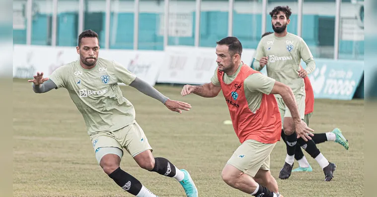 Imagem ilustrativa da notícia Re x Pa: Fernandes tem Paysandu completo contra o Remo