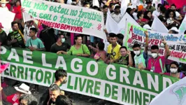 Marcha reuniu diversos segmentos pelas principais vias do centro da capital paraense e marcou início do Fórum