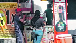 Preços dos lanches podem ser até quatro vezes menores do que uma refeição tradicional