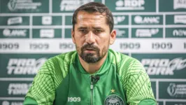 Gustavo Moríngo não é mais do Coritiba