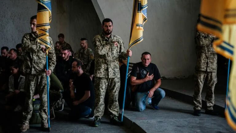 Imagem ilustrativa da notícia: Ucrânia expõe civis ao perigo, afirma Anistia Internacional
