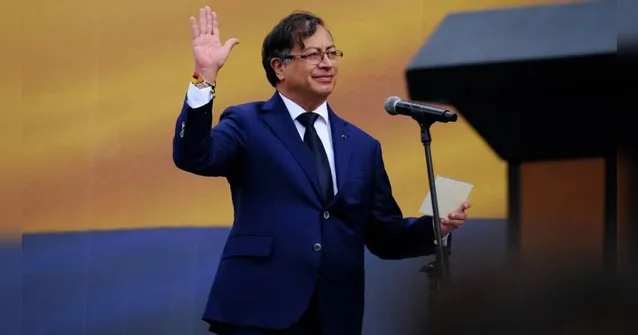 Imagem ilustrativa da notícia Gustavo Petro toma posse como presidente da Colômbia