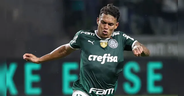 Imagem ilustrativa da notícia Vídeo: Palmeiras fecha venda de atacante com futebol europeu
