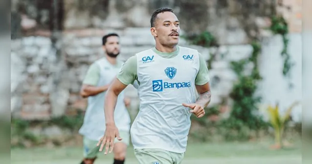 Imagem ilustrativa da notícia Mikael visa 'novo campeonato' e garante Paysandu mais focado