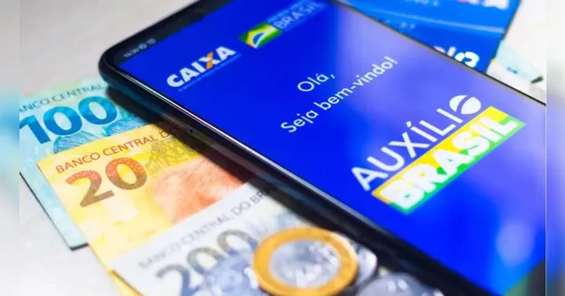 Imagem ilustrativa da notícia Auxílio Brasil: como receber o benefício no feriado?