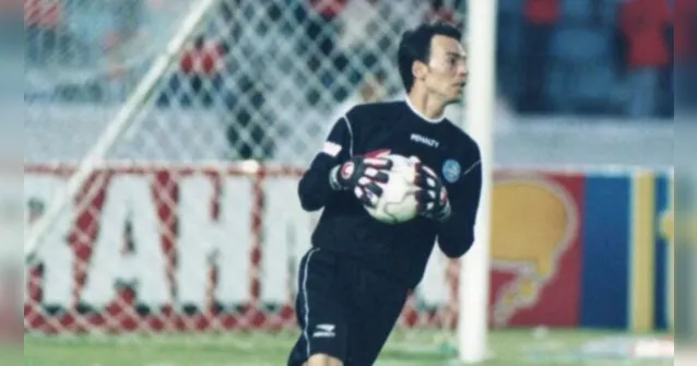 Imagem ilustrativa da notícia Ex-goleiro diz que "fama de gay" atrapalhou carreira