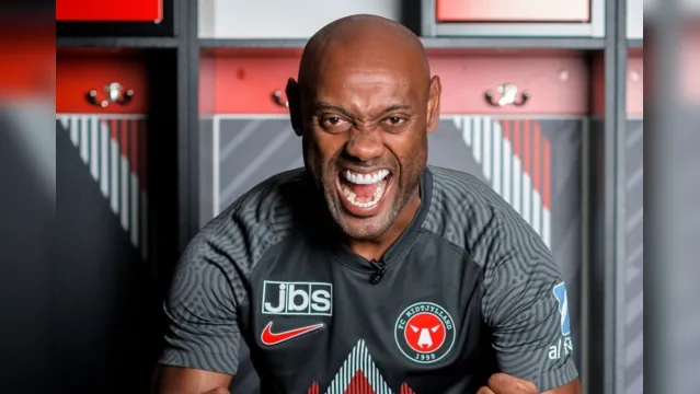 Imagem ilustrativa da notícia Atravessado! Vagner Love dispensa Paysandu e acerta com Leão