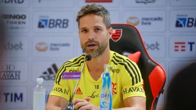 Imagem ilustrativa da notícia Vídeo: Diego Ribas anuncia saída do Flamengo após seis anos