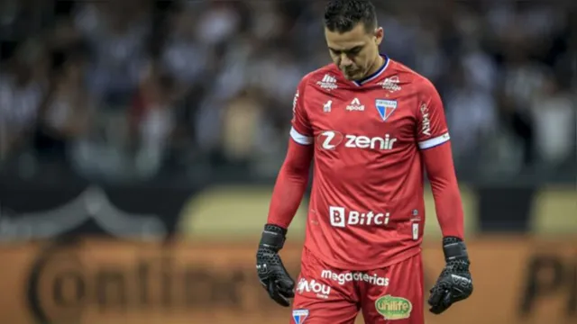 Imagem ilustrativa da notícia São Paulo se despede de atacante e busca por goleiro