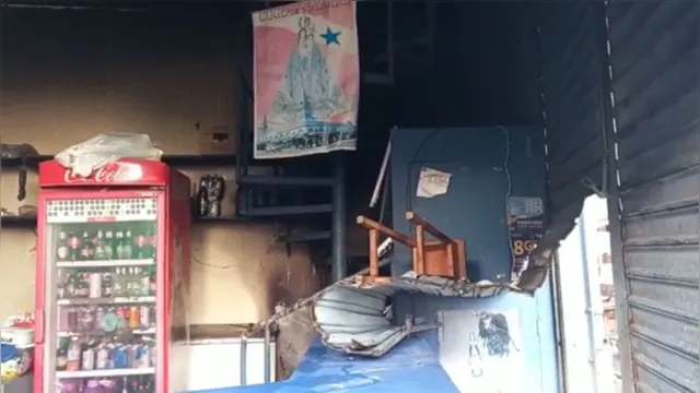 Imagem ilustrativa da notícia Vídeo: fogo no Mercado do Ver-o-Peso assusta comerciantes