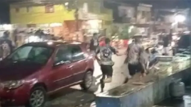 Imagem ilustrativa da notícia Briga entre torcidas termina com cinco baleados em Belém