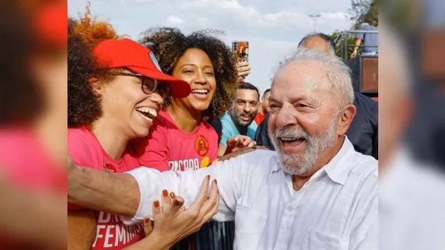 Imagem ilustrativa da notícia Lula diz que Bolsonaro é "possuído pelo demônio"