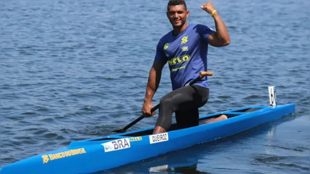 Imagem ilustrativa da notícia Isaquias Queiroz é campeão mundial de canoagem