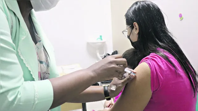 Imagem ilustrativa da notícia Vacinação para pessoas acima de 30 anos segue em Belém