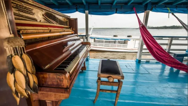 Imagem ilustrativa da notícia Pianista ganha 20 pianos e quer trazer para a Amazônia