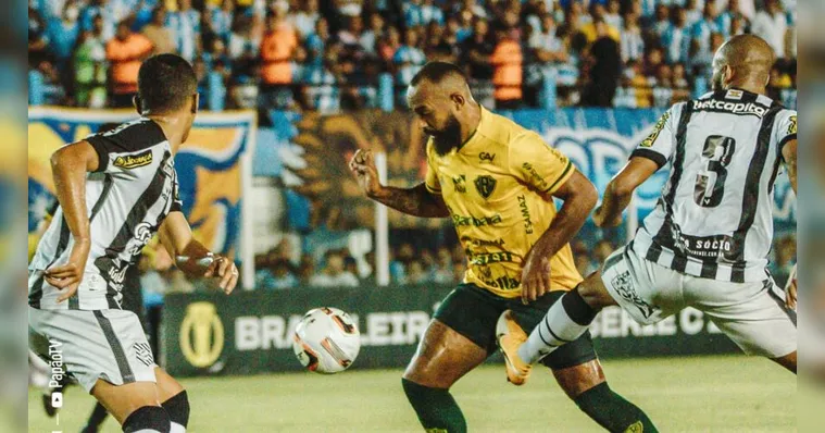Imagem ilustrativa da notícia Paysandu tropeça e empata com o Figueirense em Curuzu lotada