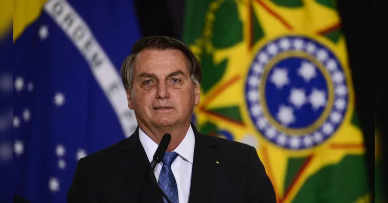 Imagem ilustrativa da notícia Bolsonaro cede e vai a entrevista na TV Globo. Veja data!