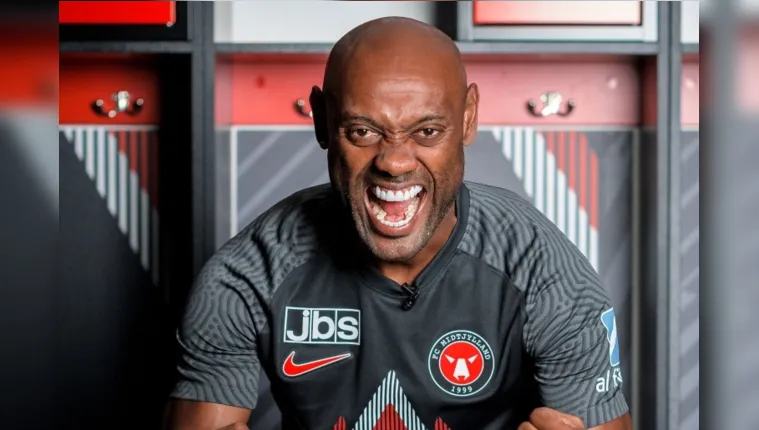 Imagem ilustrativa da notícia Atravessado! Vagner Love dispensa Paysandu e acerta com Leão