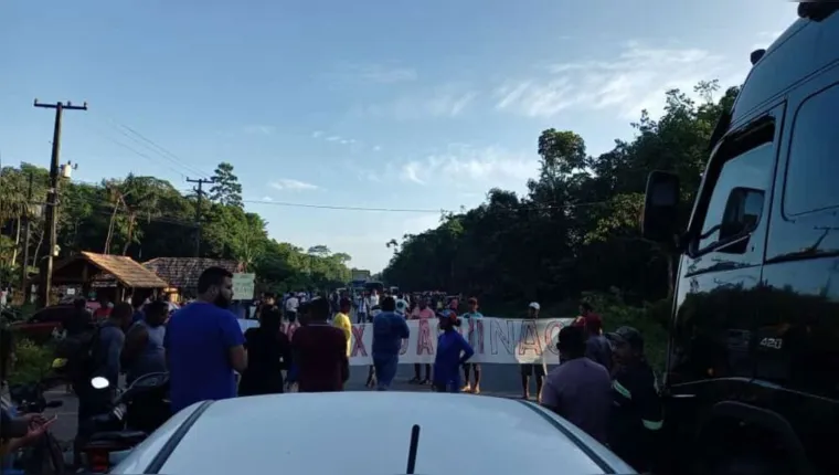 Imagem ilustrativa da notícia Moradores liberam Alça Viária após protesto contra "lixão"