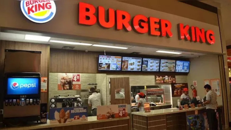 Imagem ilustrativa da notícia Burger
King punia funcionário com lanche sem carne ou só pão