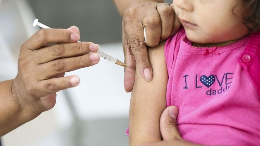 Crianças de 3 a 5 anos começam a ser vacinadas em Ananindeua.