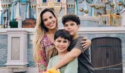 Wanessa curte os filhos e a mãe, nos EUA