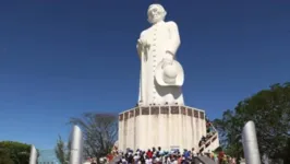 Devoção ao Padre Cícero leva milhares de romeiros a Juazeiro do Norte, no Ceará.