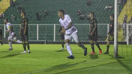 Com gols de Hiago, Vinícius Balotelli, João Vitor e Rodriguinho, Tricolor vence o Figueirense