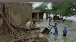 Imagem ilustrativa da notícia Paquistão vive caos com mais de mil mortos por temporais