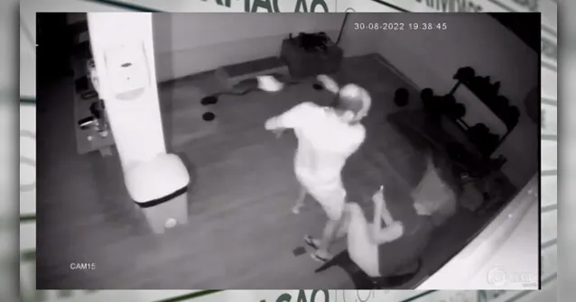 Imagem ilustrativa da notícia Vídeo: morador nocateia síndica em condomínio de luxo
