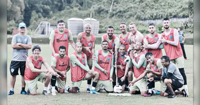 Imagem ilustrativa da notícia Com Robgol, Paysandu encerra preparação para pegar o Vitória