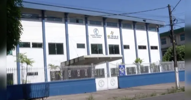Imagem ilustrativa da notícia Vídeo: estudante
autista é impedido de assistir aula
