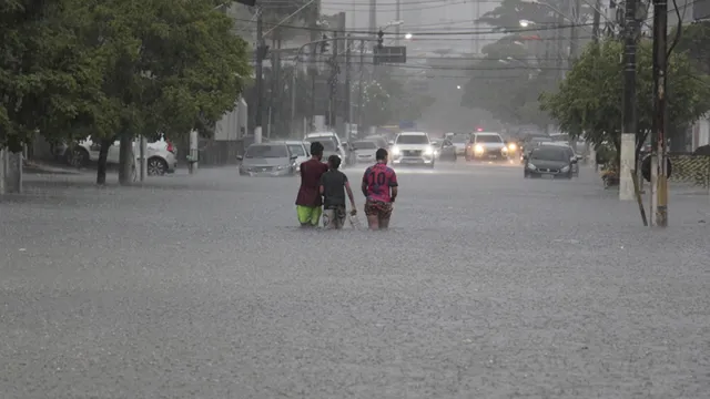 Imagem ilustrativa da notícia Vem
mais água! Inmet alerta sobre novas tempestades em Belém