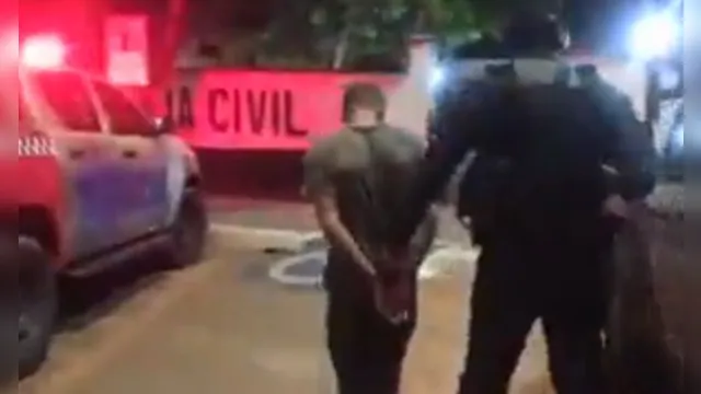 Imagem ilustrativa da notícia Vídeo:
homem é detido por agredir esposa grávida de 7 meses