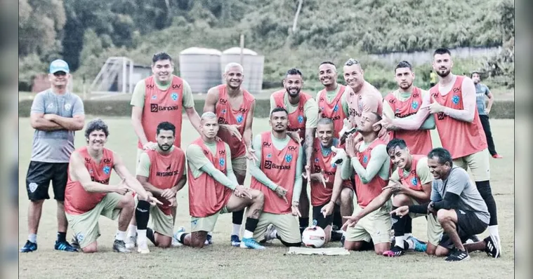 Imagem ilustrativa da notícia Com Robgol, Paysandu encerra preparação para pegar o Vitória