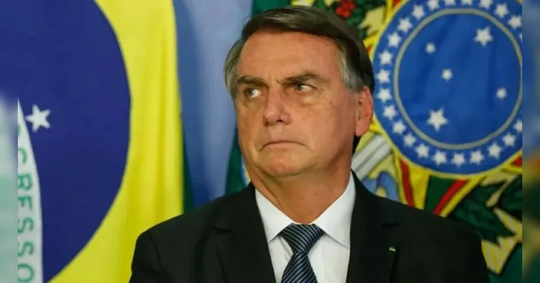 Imagem ilustrativa da notícia Plano de Bolsonaro fala em Auxílio, privatizações e armas