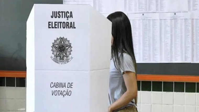 Imagem ilustrativa da notícia Eleitor terá que deixar celular com mesário na hora do voto