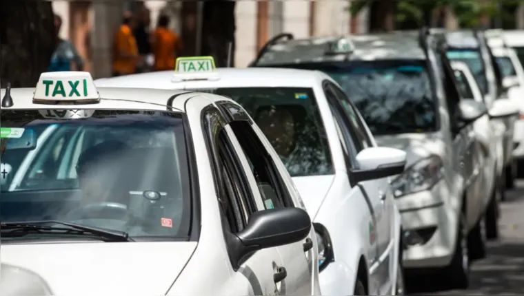 Imagem ilustrativa da notícia Auxílio de R$ 2 mil é pago a 2,3 mil taxistas no Pará