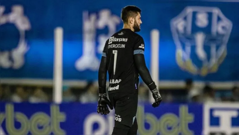 Imagem ilustrativa da notícia Clube do Remo é multado por homofobia contra goleiro Thiago