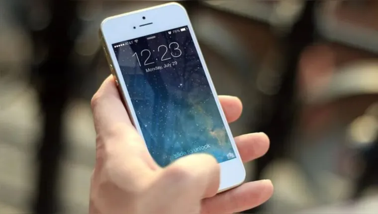 Imagem ilustrativa da notícia Apple envia alerta após falha de segurança nos dispositivos