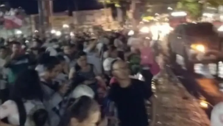 Imagem ilustrativa da notícia Vídeo: enfermeiros protestam pelo piso salarial em Belém
