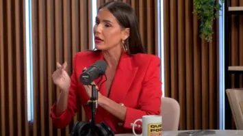 Deborah Secco em entrevista