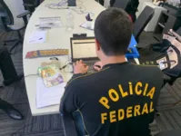 Suspeitos de extração ilegal de ouro são presos durante ação na Polícia Federal no Pará.
