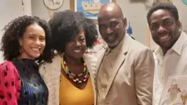 Viola Davis e o marido Julius Tennon posaram ao lado do casal de atores brasileiros.